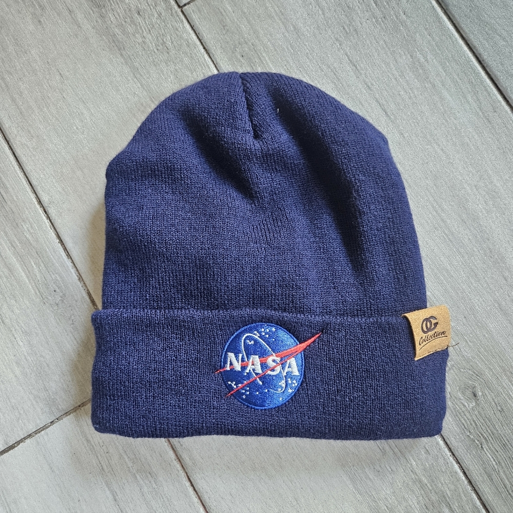 ✨️4/$10-NASA Blue Beanie